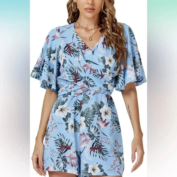 Jumpsuit Floral Print Deep V Neck Short Sleeve Tie Mini Short Romper NEW - Picture 4 of 4